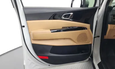 Kia Canival 2023, 53346 км, за 17001.44 USD - фото 24