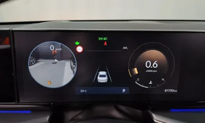 Hyundai Grandeur 2023, 81733 км, за 21162.98 USD - фото 8