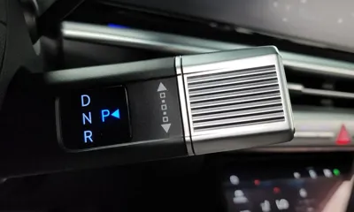 Hyundai Grandeur 2023, 81733 км, за 21162.98 USD - фото 9