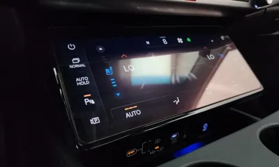 Hyundai Grandeur 2023, 81733 км, за 21162.98 USD - фото 33