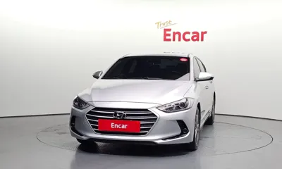 Hyundai Avante 2016, 113700 км, за 5901.27 USD