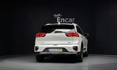 Kia Niro 2022, 133928 км, за 12472.1 USD