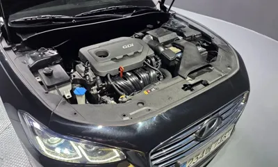Hyundai Grandeur 2019, 126446 км, за 9188.27 USD - фото 6
