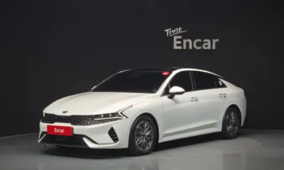 Kia K5 · 2020 год