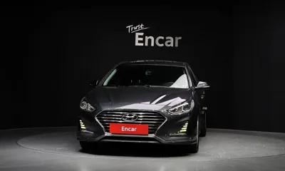 Hyundai Sonata 2018, 129274 км, за 8126.86 USD