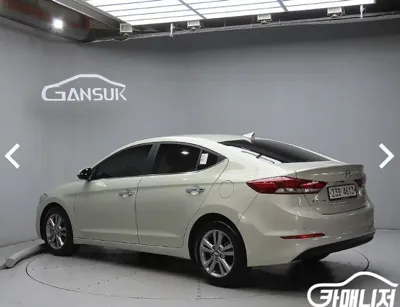 Hyundai Avante 2017, 46687 км, за 7100.98 USD