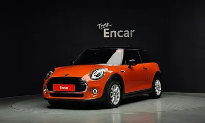 MINI Cooper · 2021 год