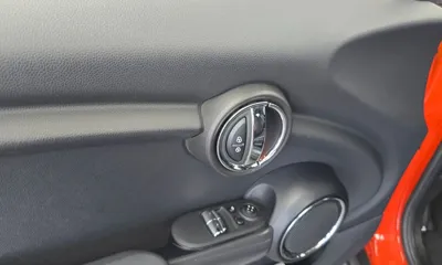 MINI Cooper 2021, 60322 км, за 11421.82 USD - фото 29