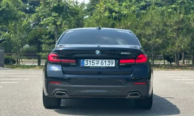 BMW 5-Series 2022, 49303 км, за 28599.36 USD