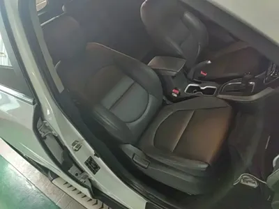 Hyundai ix35 2020, 60100 км, за 7254.13 USD - фото 25