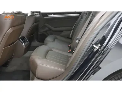 Volkswagen Phideon 2021, 25000 км, за 24753.55 USD - фото 7