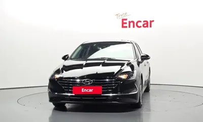 Hyundai Sonata 2020, 106906 км, за 8236.36 USD