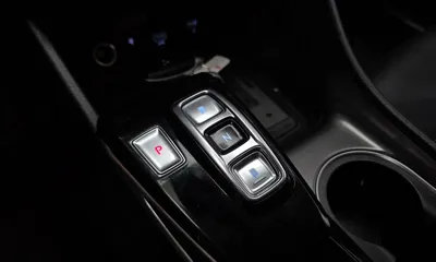 Hyundai Sonata 2020, 106906 км, за 8236.36 USD - фото 9
