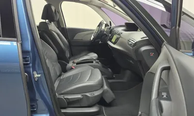 Citroen-DS C4 Picasso 2016, 72038 км, за 6502.89 USD - фото 10