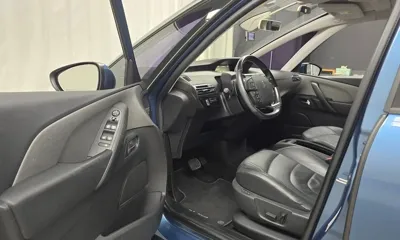 Citroen-DS C4 Picasso 2016, 72038 км, за 6502.89 USD - фото 11