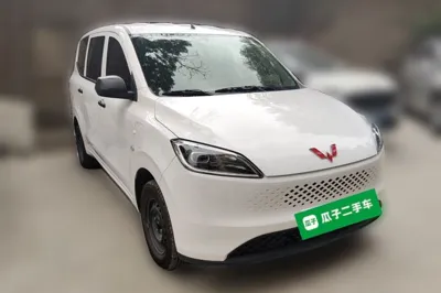 Wuling Hongguang New Energy 2025, 23300 км, за 10068 USD