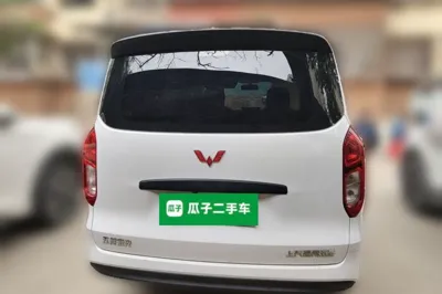 Wuling Hongguang New Energy 2025, 23300 км, за 10068 USD