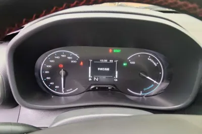 Wuling Hongguang New Energy 2025, 23300 км, за 10068 USD - фото 10