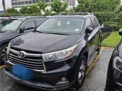 Toyota Highlander · 2016 год