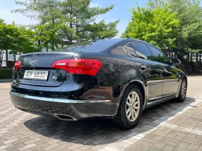 Kia K7 2011, 260000 км, за 2146.76 USD