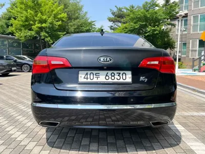 Kia K7 2011, 260000 км, за 2146.76 USD
