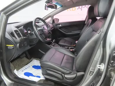 Kia K3 2017, 66313 км, за 5395.56 USD