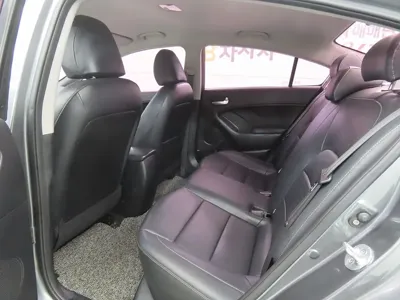 Kia K3 2017, 66313 км, за 5395.56 USD