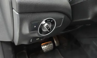 Mercedes-Benz CLA-Class 2015, 44494 км, за 14113.17 USD - фото 33