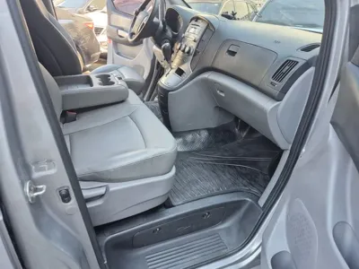 Hyundai Starex 2014, 280000 км, за 2953.92 USD - фото 12
