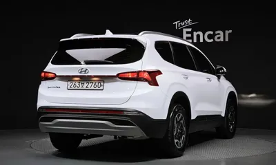 Hyundai Santafe 2023, 24595 км, за 19735.08 USD