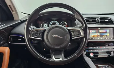 Jaguar F-Pace 2018, 113004 км, за 9511.62 USD - фото 13