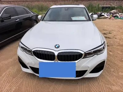BMW 3 Series 2021, 65000 км, за 17627.67 USD
