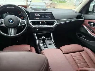 BMW 3 Series 2021, 65000 км, за 17627.67 USD