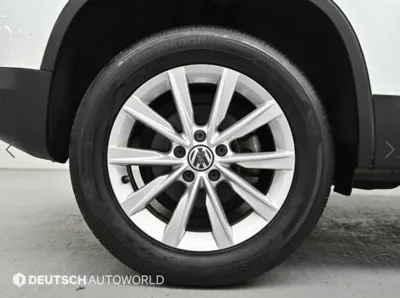 Volkswagen Tiguan 2015, 145352 км, за 4095.43 USD