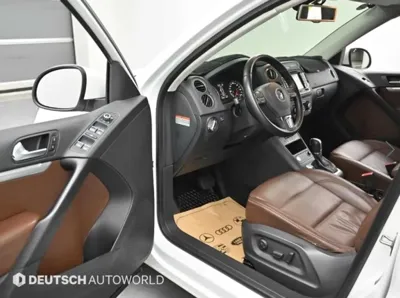 Volkswagen Tiguan 2015, 145352 км, за 4095.43 USD - фото 12