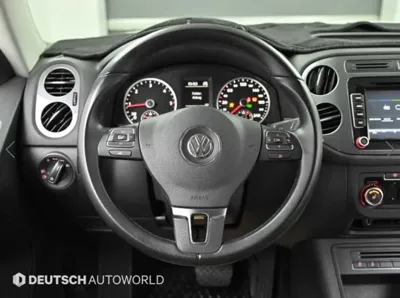 Volkswagen Tiguan 2015, 145352 км, за 4095.43 USD - фото 13
