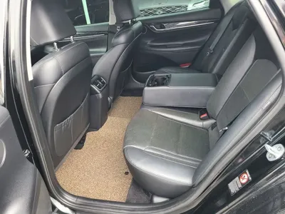 Hyundai Grandeur 2018, 126899 км, за 8172.17 USD - фото 7