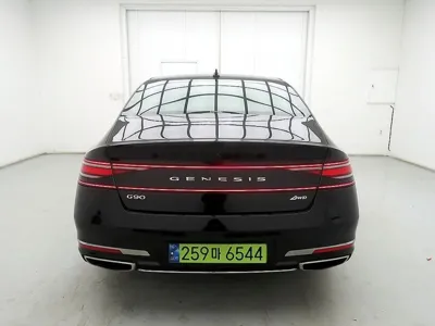 Genesis G90 2022, 131543 км, за 31245.9 USD