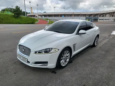 Jaguar XF 2013, 51289 км, за 5185.77 USD