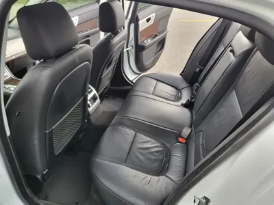 Jaguar XF 2013, 51289 км, за 5185.77 USD - фото 9