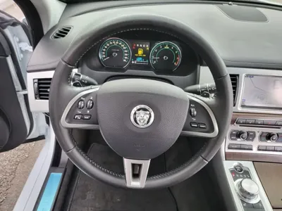 Jaguar XF 2013, 51289 км, за 5185.77 USD - фото 12