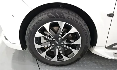 Kia Canival 2023, 49820 км, за 26865.46 USD