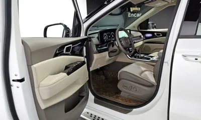 Kia Canival 2023, 49820 км, за 26865.46 USD - фото 11