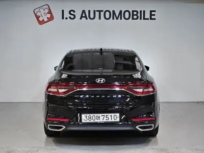 Hyundai Grandeur 2017, 163600 км, за 7150.75 USD