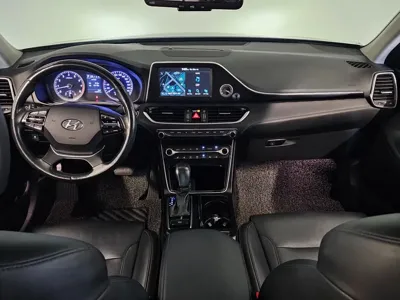 Hyundai Grandeur 2017, 163600 км, за 7150.75 USD