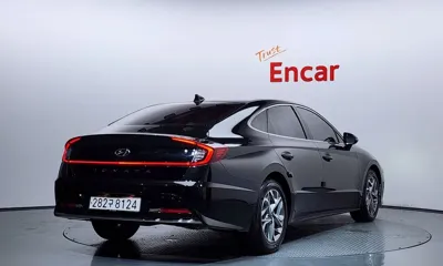 Hyundai Sonata 2022, 43923 км, за 14305.24 USD