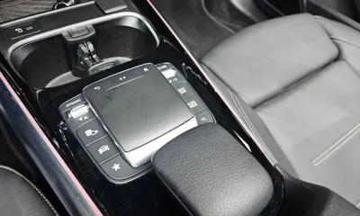 Mercedes-Benz EQA 2023, 54835 км, за 24429.98 USD - фото 28
