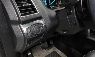 Ford Explorer 2017, 74921 км, за 10510.32 USD - фото 17