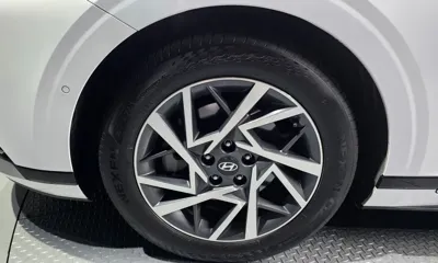 Hyundai Grandeur 2023, 28894 км, за 22449.78 USD