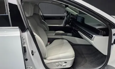 Hyundai Grandeur 2023, 28894 км, за 22449.78 USD - фото 11